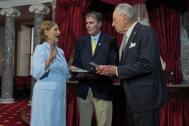 Sister of Lindsey Graham has been sworn in to finish his term
